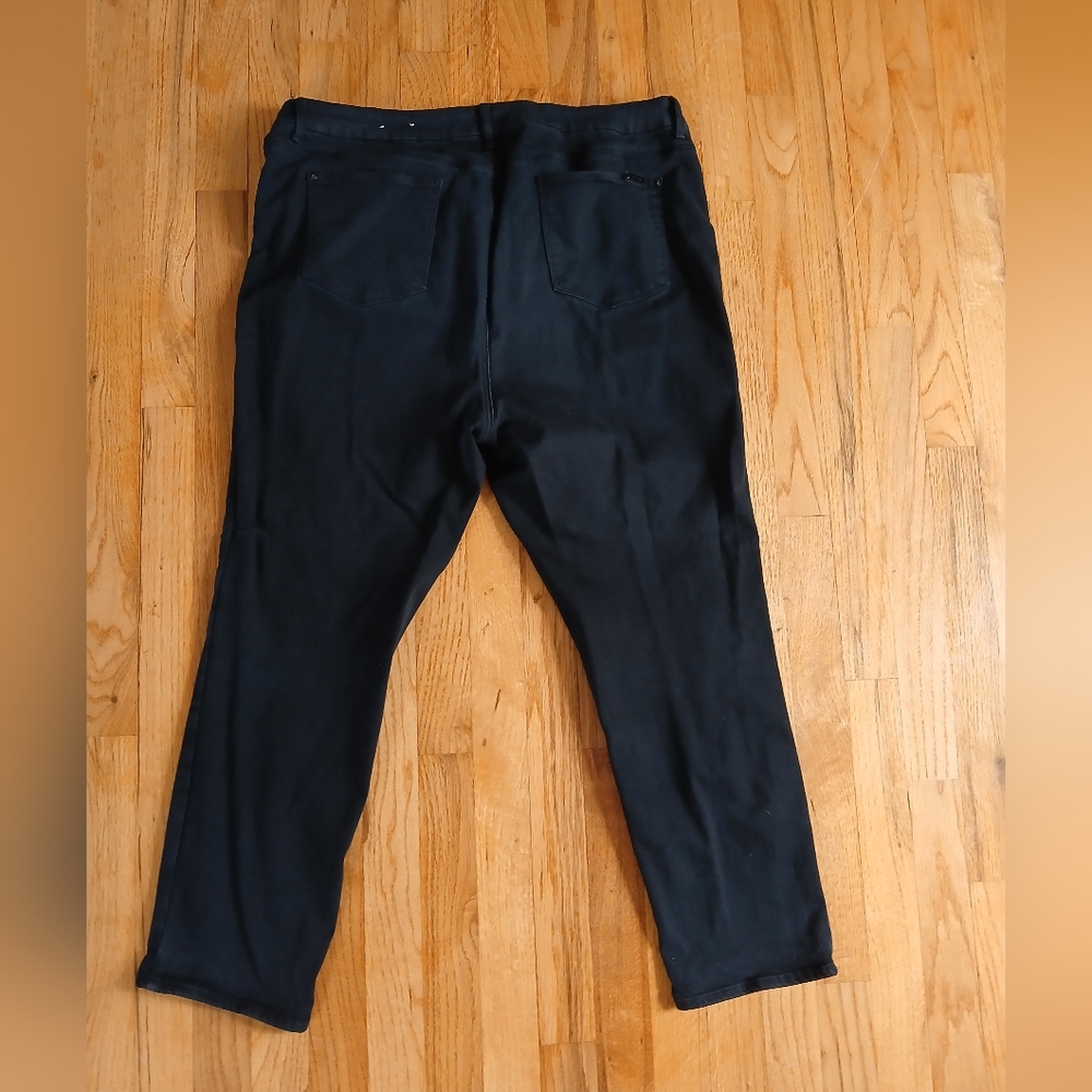 Black Ankle Pants - Picture 3 of 3